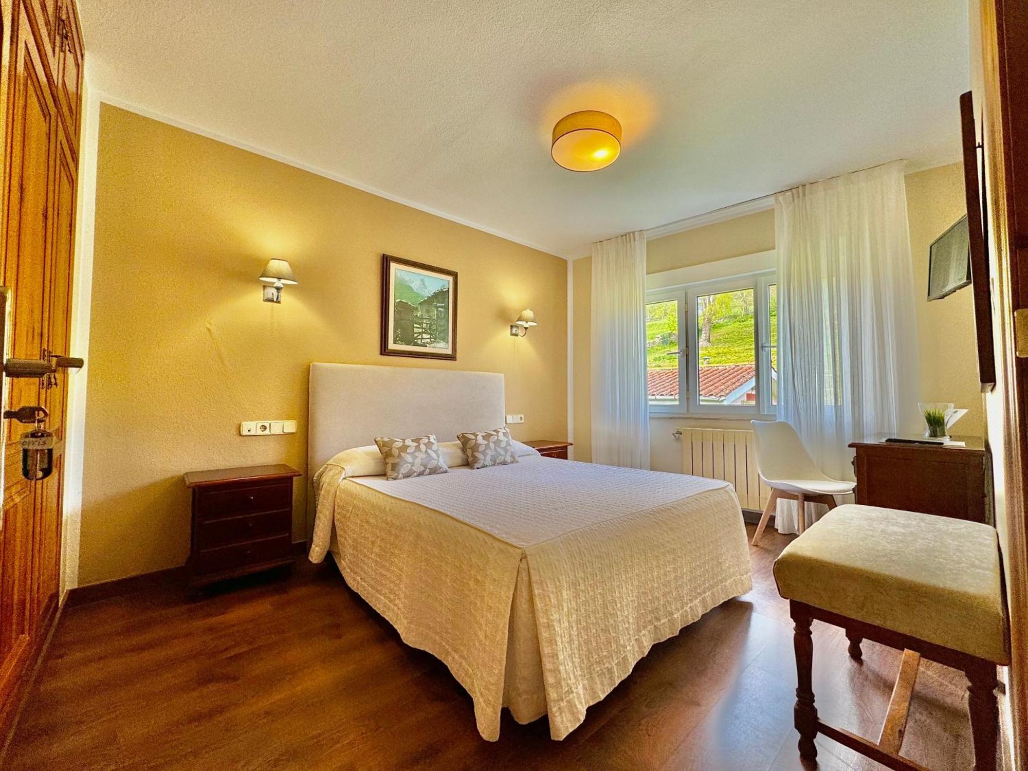 Hotel La Rivera اريناس دي كابراليس المظهر الخارجي الصورة