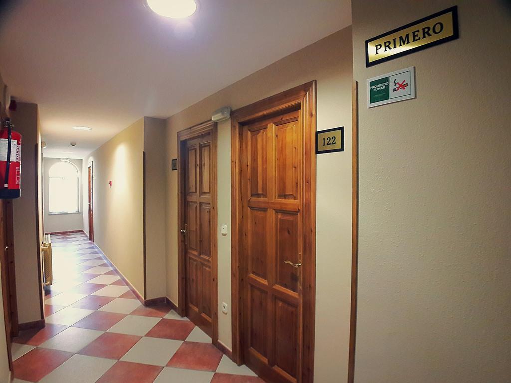 Hotel La Rivera اريناس دي كابراليس المظهر الخارجي الصورة