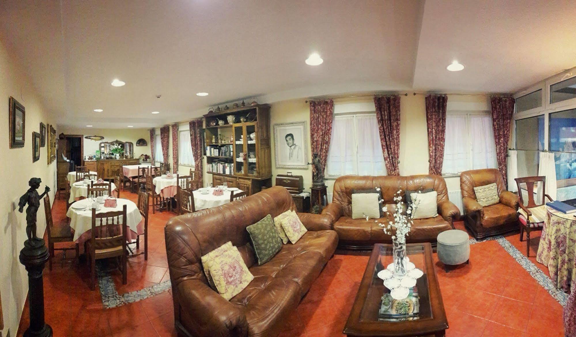 Hotel La Rivera اريناس دي كابراليس المظهر الخارجي الصورة