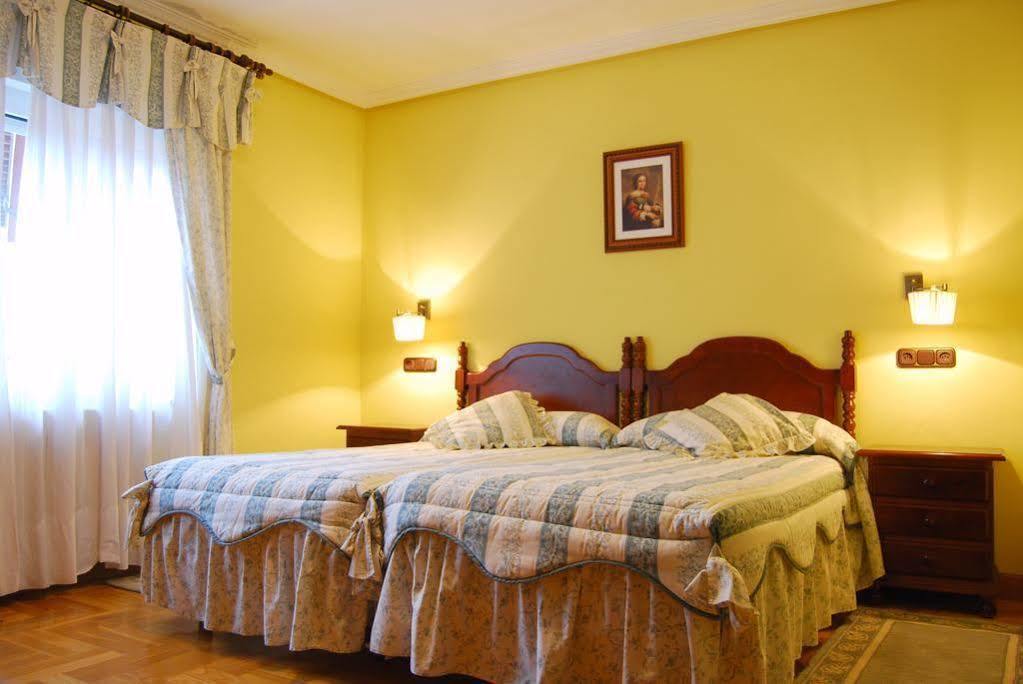 Hotel La Rivera اريناس دي كابراليس المظهر الخارجي الصورة